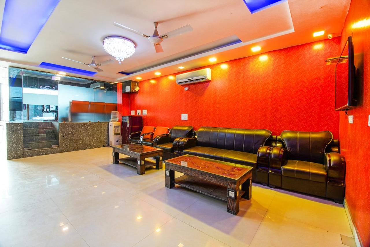 Fabexpress Tp Suite Near Igi Airport Ню Делхи Екстериор снимка