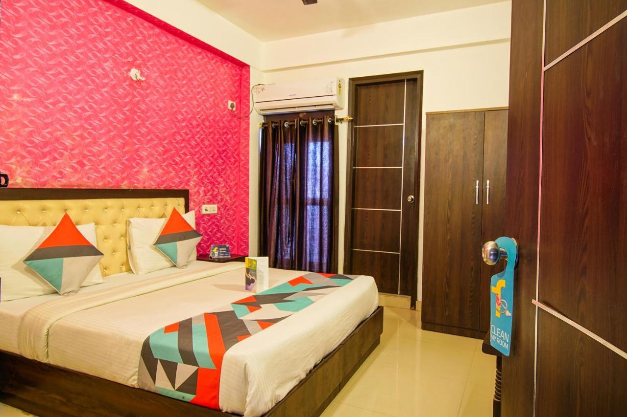 Fabexpress Tp Suite Near Igi Airport Ню Делхи Екстериор снимка