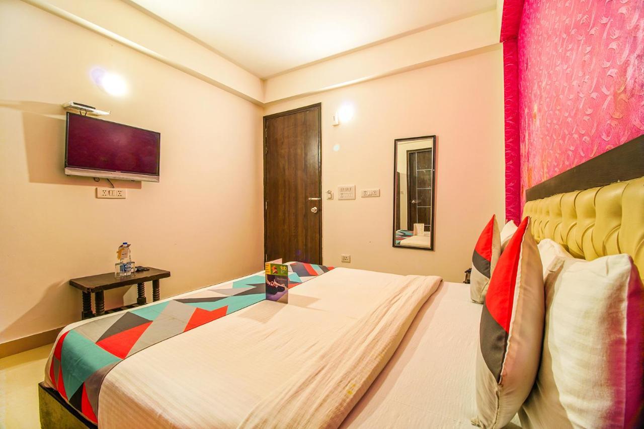 Fabexpress Tp Suite Near Igi Airport Ню Делхи Екстериор снимка