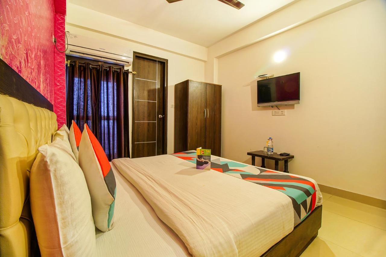 Fabexpress Tp Suite Near Igi Airport Ню Делхи Екстериор снимка