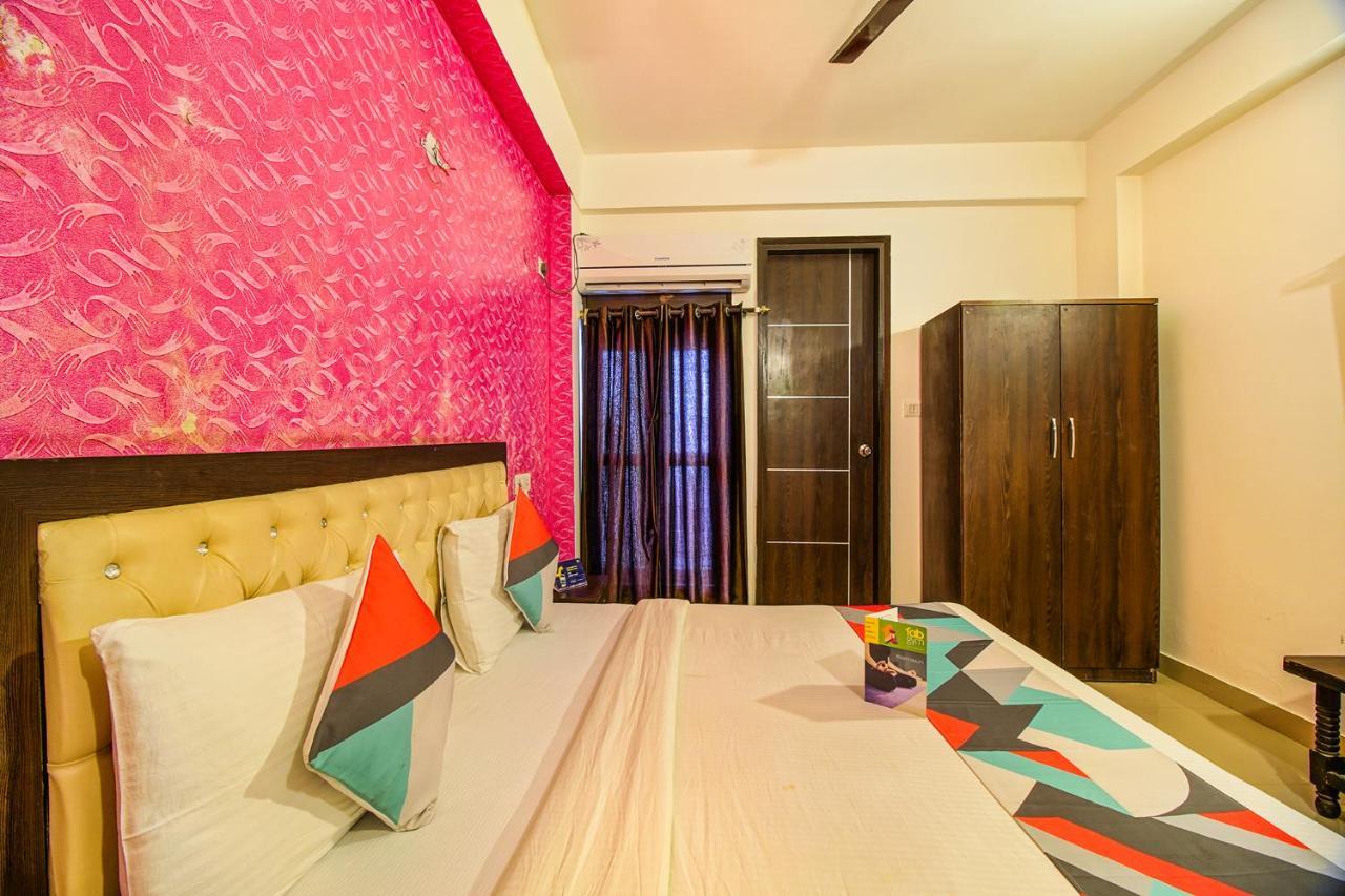 Fabexpress Tp Suite Near Igi Airport Ню Делхи Екстериор снимка